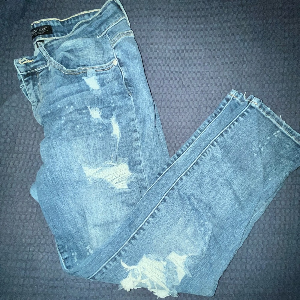 Judy Blue Distressed Boyfriend Jeans
